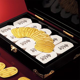 Gold ゴールド一覧 ｜ 田中貴金属 直営店・オンラインショップ公式