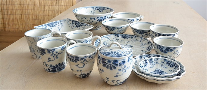 和雑貨 四季彩堂 オンラインショップ / 花安南 たっぷり碗