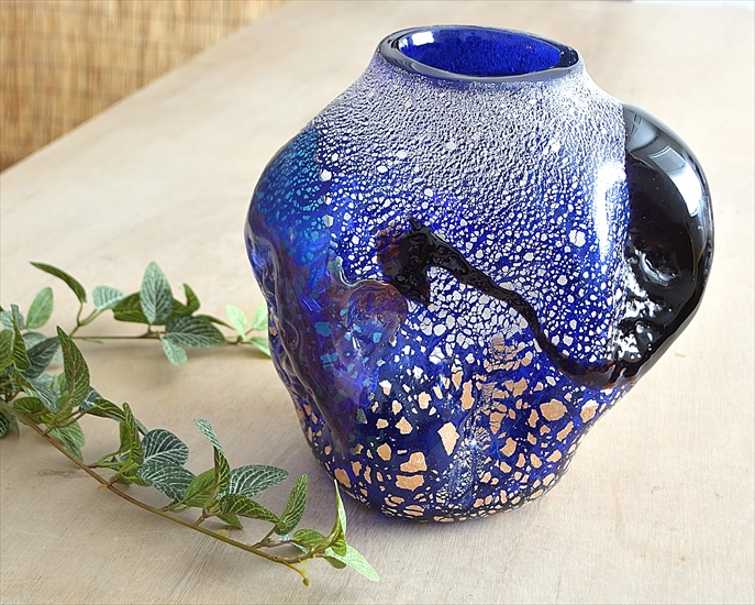 稲嶺盛吉 紅珊瑚 花瓶 紅珊瑚花瓶 稲嶺盛吉 琉球 ガラス 沖縄 現代