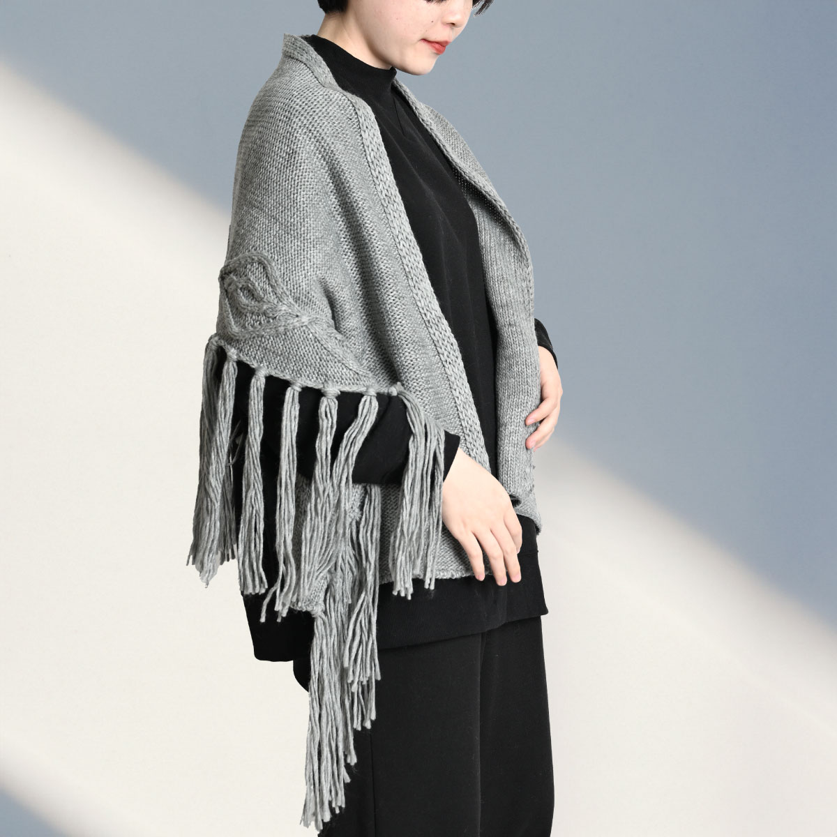 marai（マーライ） マフラー レディース 個性際立つ。片フリンジニット