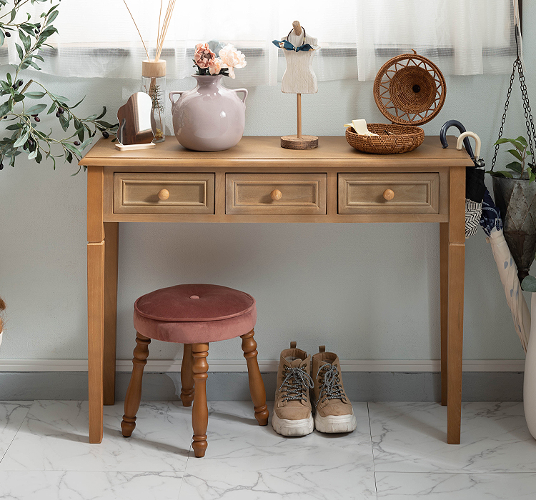 ヴィンテージの北欧インテリア、半月型のコンソールテーブル（サイド