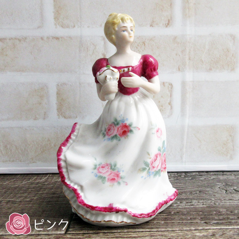 置物 陶製人形 瀬戸物 西洋陶器 せともの 昭和レトロ 陶器の人形