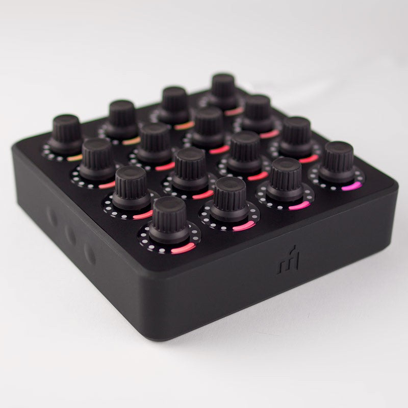 DJ TechTools MIDI Fighter Twister | MIDI Controllers | Soundium