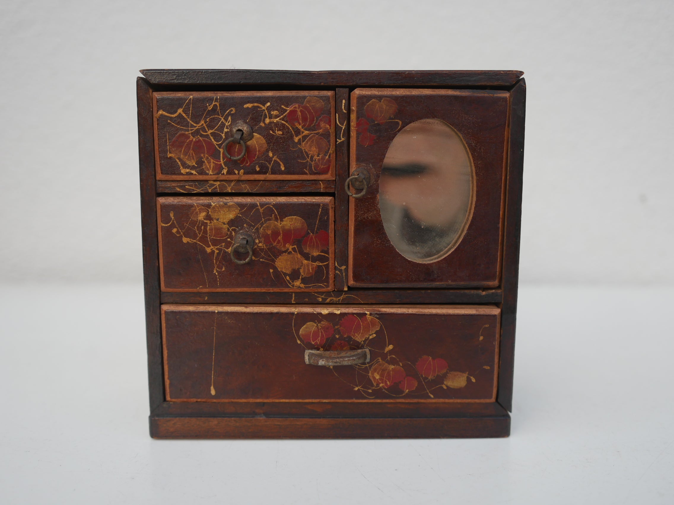 古道具道具箪笥