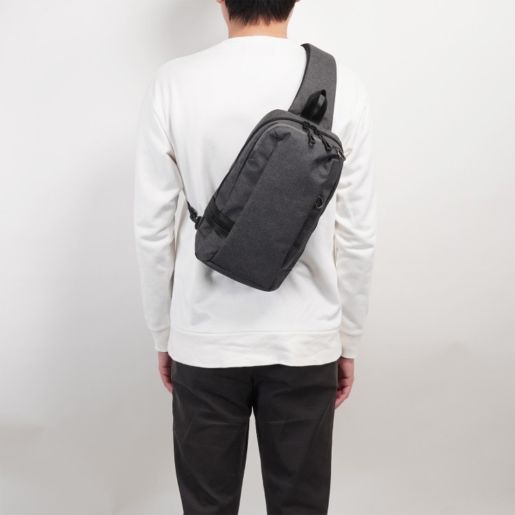 ace.／エース ホバーライト2 ボディバッグ 67611(01：ブラック): ace