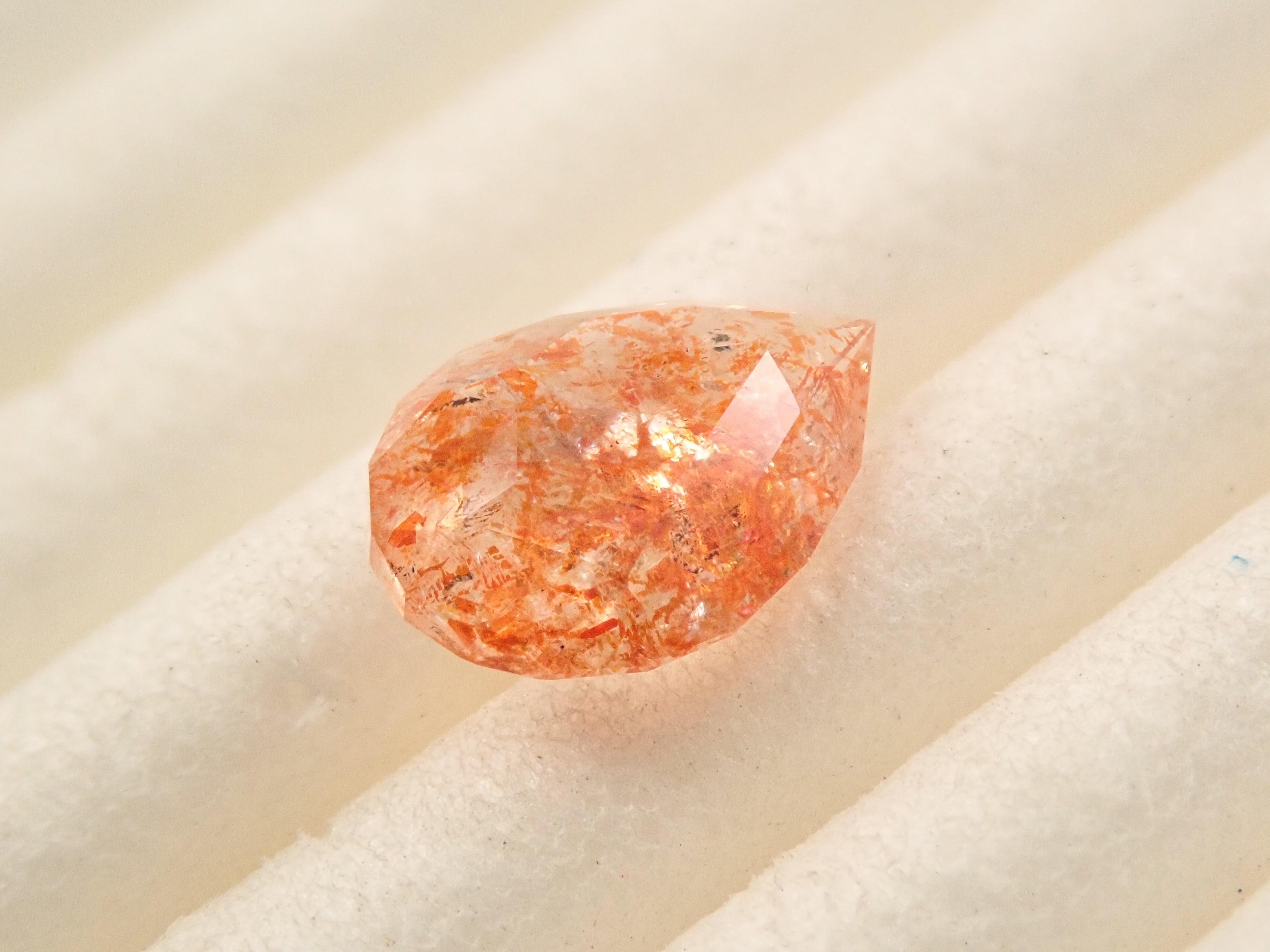 タンザニア産サンストーン（イリュージョンサンストーン） 0.627ctルース