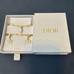 未使用 Dior ディオール ノベルティ 携帯ストラップ 星 - メルカリ