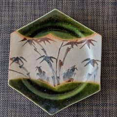 岐阜県重要無形文化財保持者【玉置保夫】保夫窯総織部陰刻草文様花瓶共箱