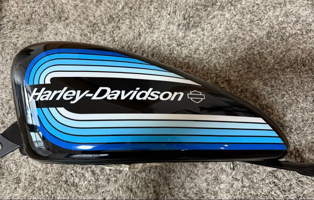 Harley-Davidson タンク 黒/赤/青