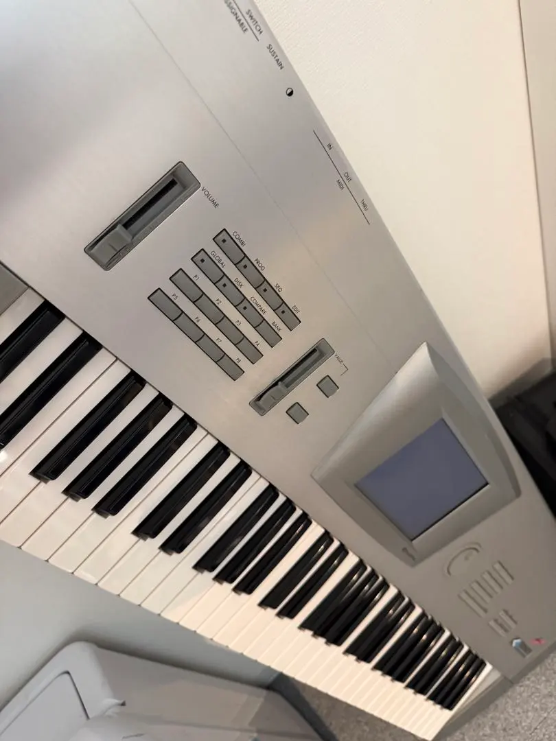 2026年最新】korg trinityの人気アイテム - メルカリ