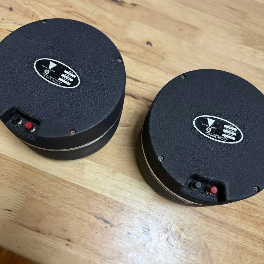 パラゴン1/8 Bluetoothスピーカー（充電池電源内蔵）paragon JBL