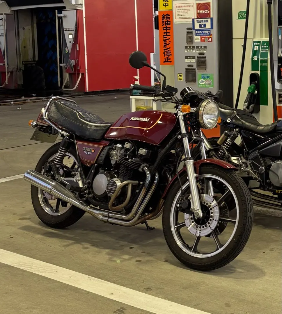 Z750fx2型に付くように加工されたZ400FXタンク