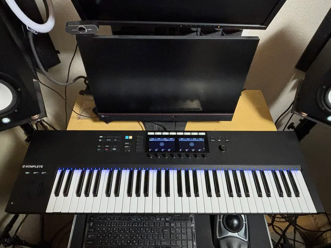 2026年最新】komplete kontrol m32の人気アイテム - メルカリ