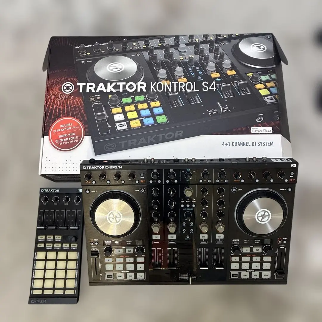 TRAKTOR KONTROL F1 MIDIコントローラー J01728000000000-00-600x600