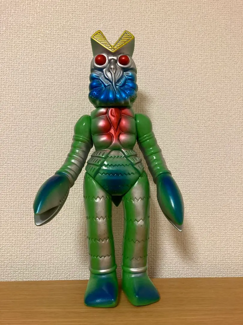 2026年最新】ジャイアントバルタン星人の人気アイテム - メルカリ