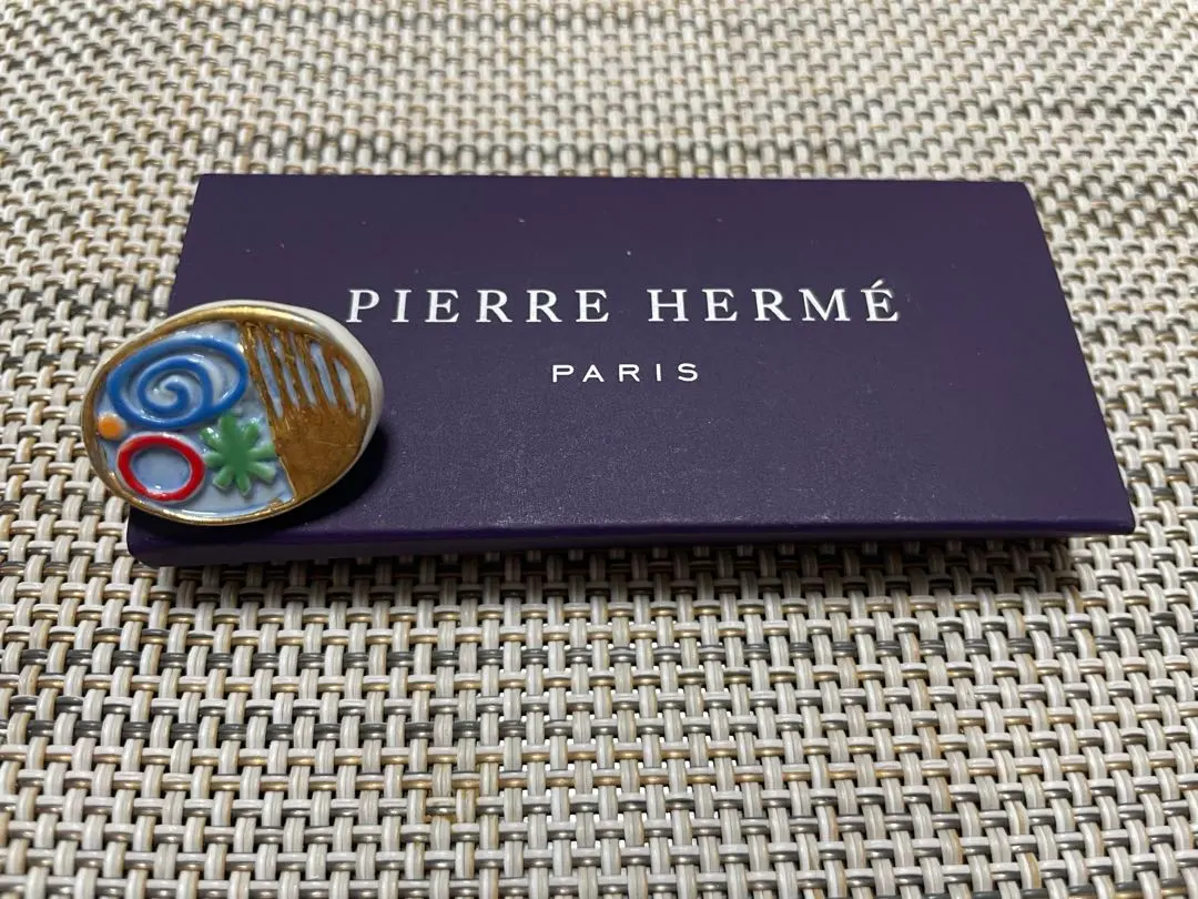 2026年最新】ピエールエルメ フェーブの人気アイテム - メルカリ