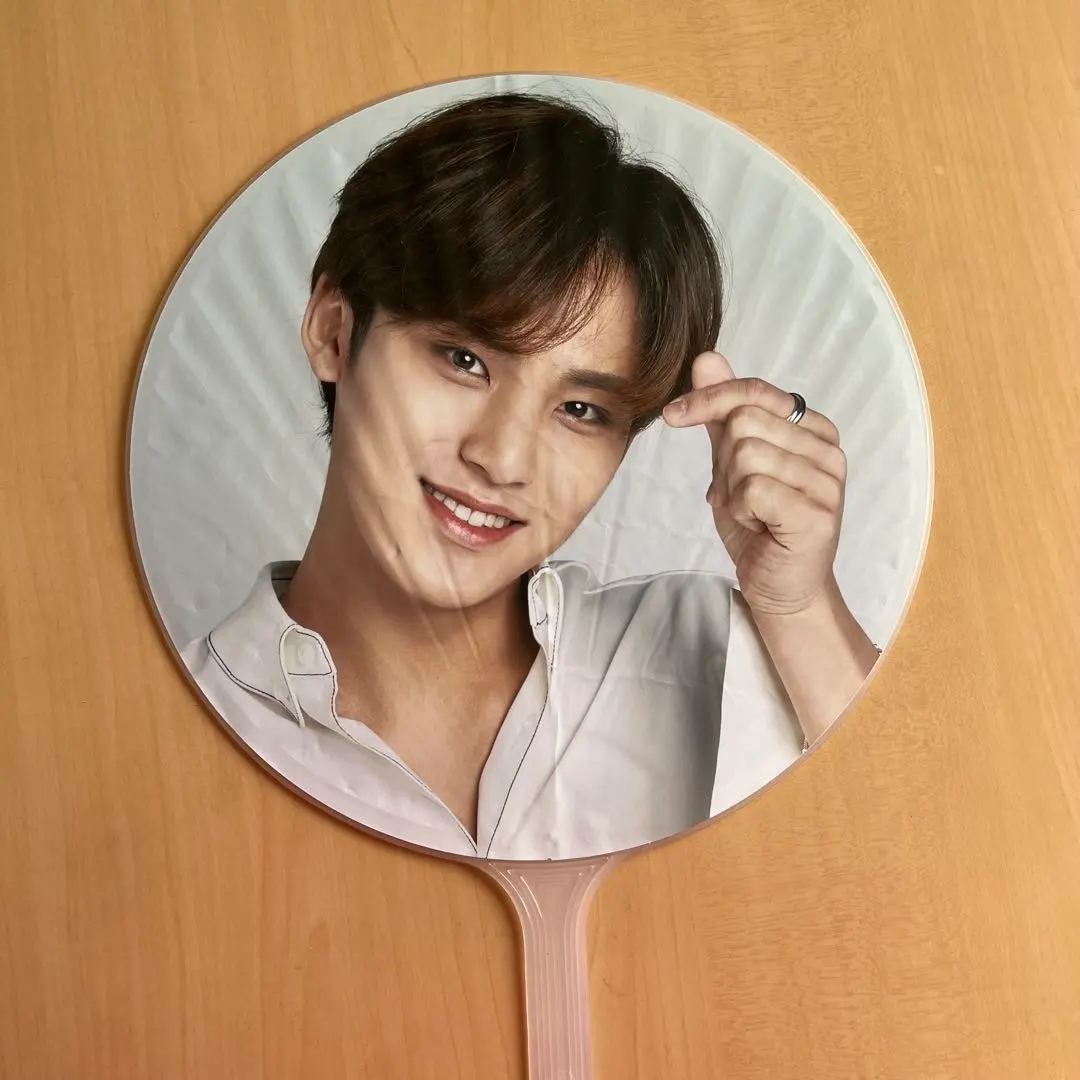 2026年最新】ミンギュ うちわ incompleteの人気アイテム - メルカリ