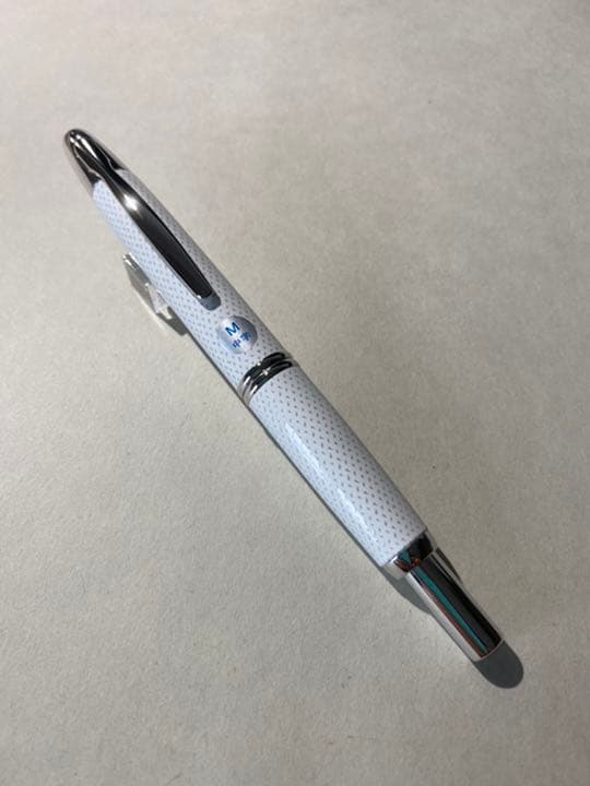 PILOT CAPLESS Kasuri 白万年筆字幅M