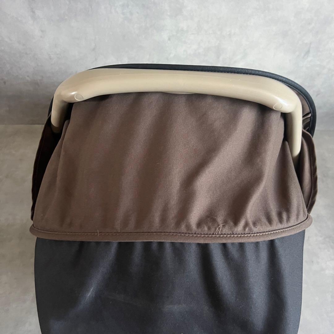 【美品】 Combi コンビ　チャイルドシート　グッドキャリーYW 新生児〜