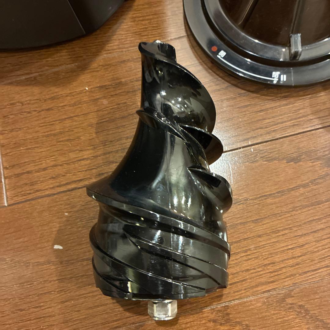 Kuvings スロージューサー EVO820 ブラック／高性能・静音設計