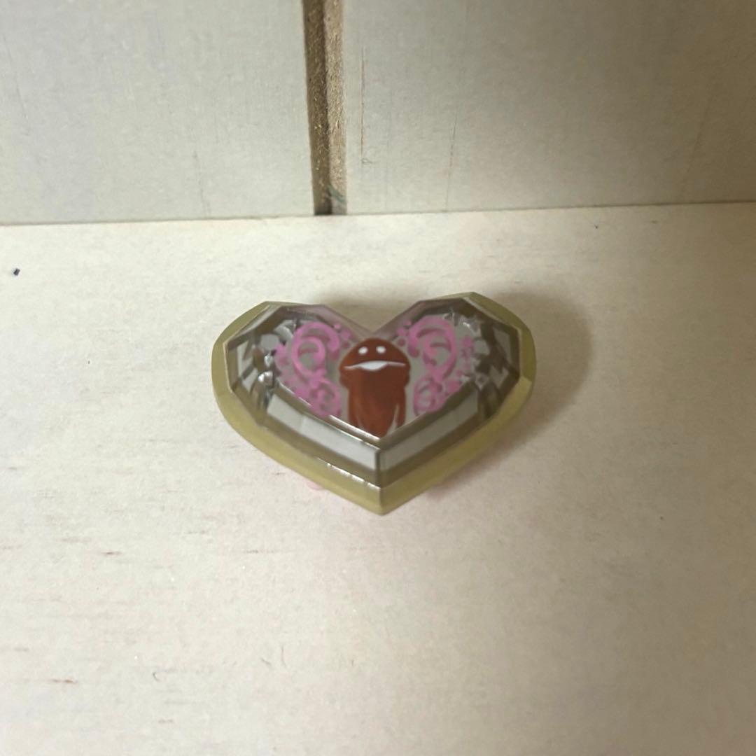 たまごっちピース ピンク たまデコピアス なめこ