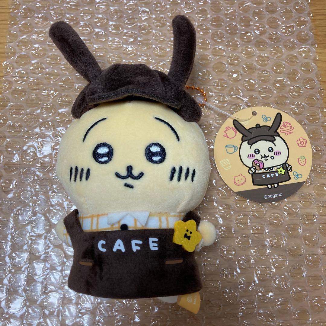 ちいかわ カフェの店員さんマスコット うさぎ ファッション
