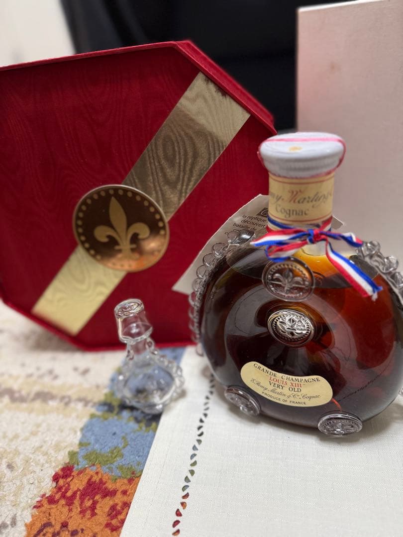 レミーマルタンの最高級コニャック「ルイ13世 最高級ブランデー・レミーマルタン「ルイ13世」とは？種類や値段も解説