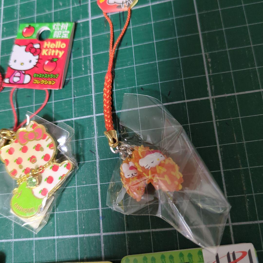 未使用 未開封ご当地キティちゃん ファスナーマスコット 根付 おまけつき