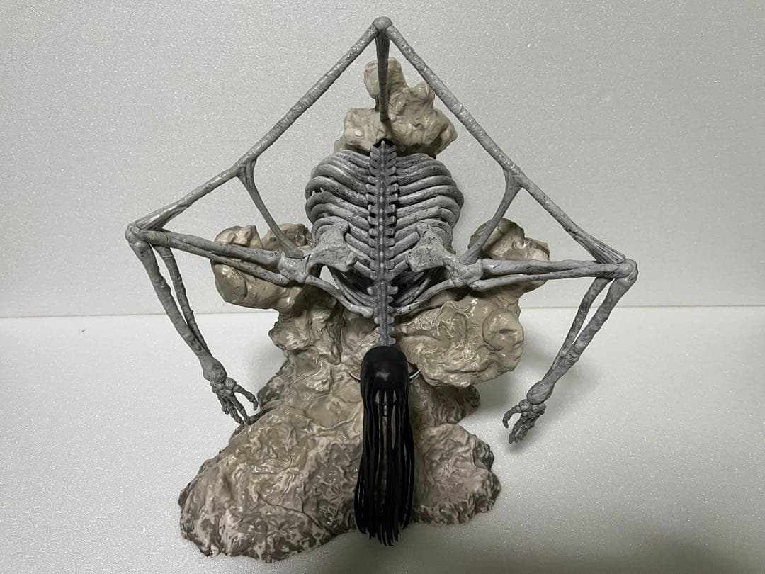 進撃の巨人 終尾の巨人フィギュア 地鳴らしフィギュア23体リペイント