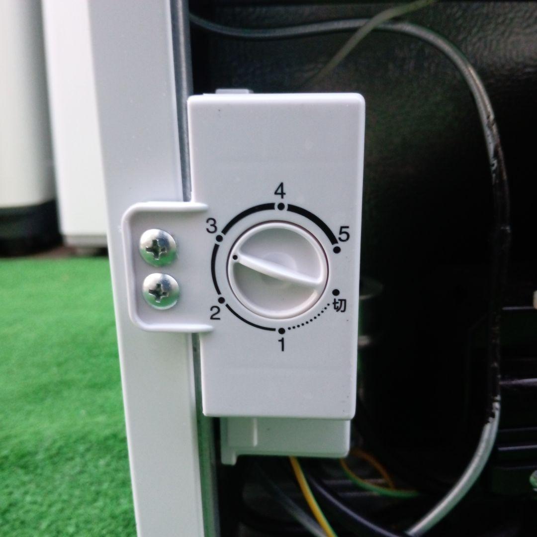 アイリスオーヤマ 冷凍庫 60L IUSD-6B-W ※トレーに傷あります