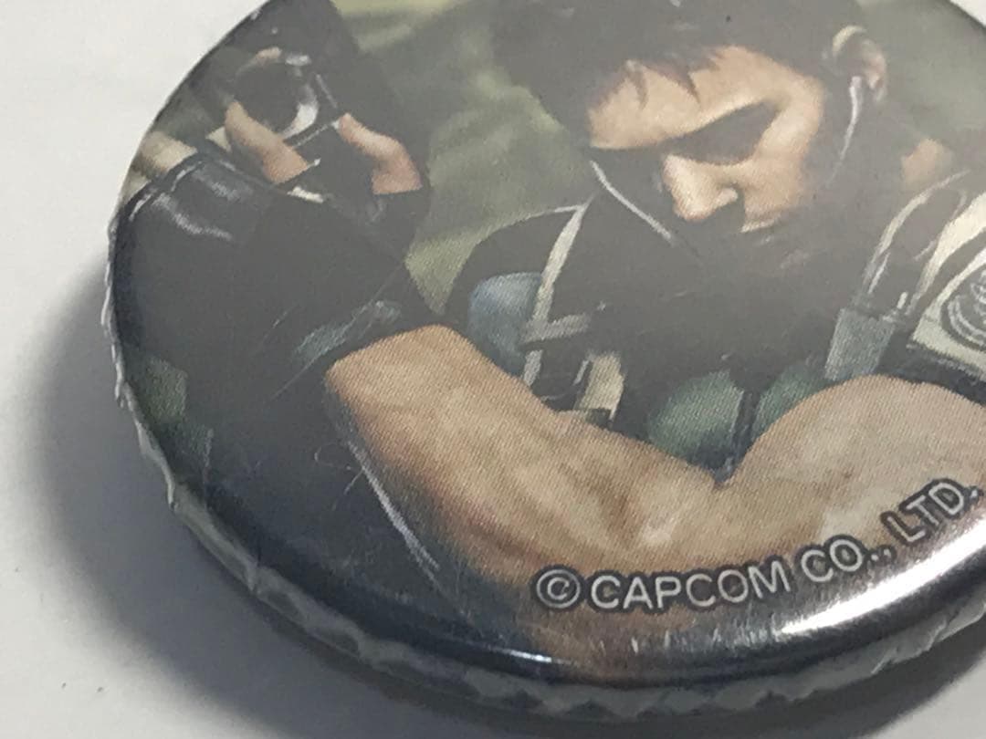 バイオハザード　クリス　缶バッジ　お台場限定