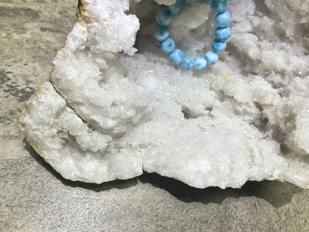 専用ページ巨大ジオード水晶ブレスレットの浄化に 台座付