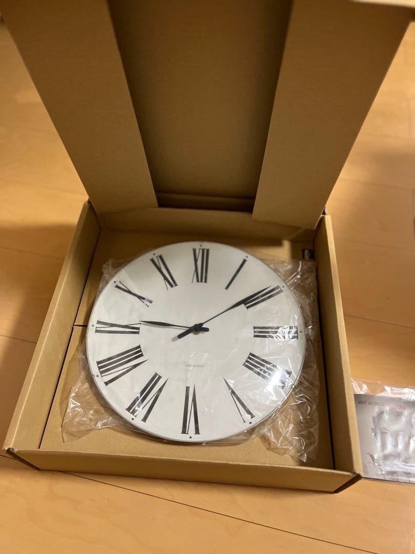 【新品未使用】アルネ ヤコブセンRoman Wall Clock 29cm