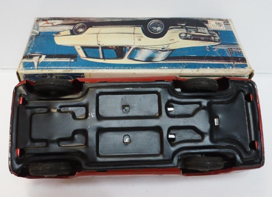 旭玩具【イスズ ベレット赤】ブリキtin toy carミニチュア自動車【箱付】