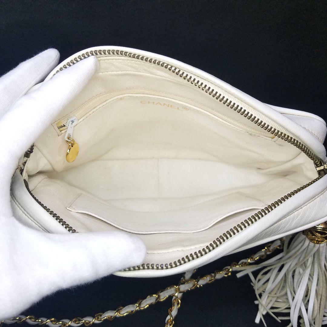 シャネル チェーン ショルダーバッグ フリンジ キルティング オフホワイト系