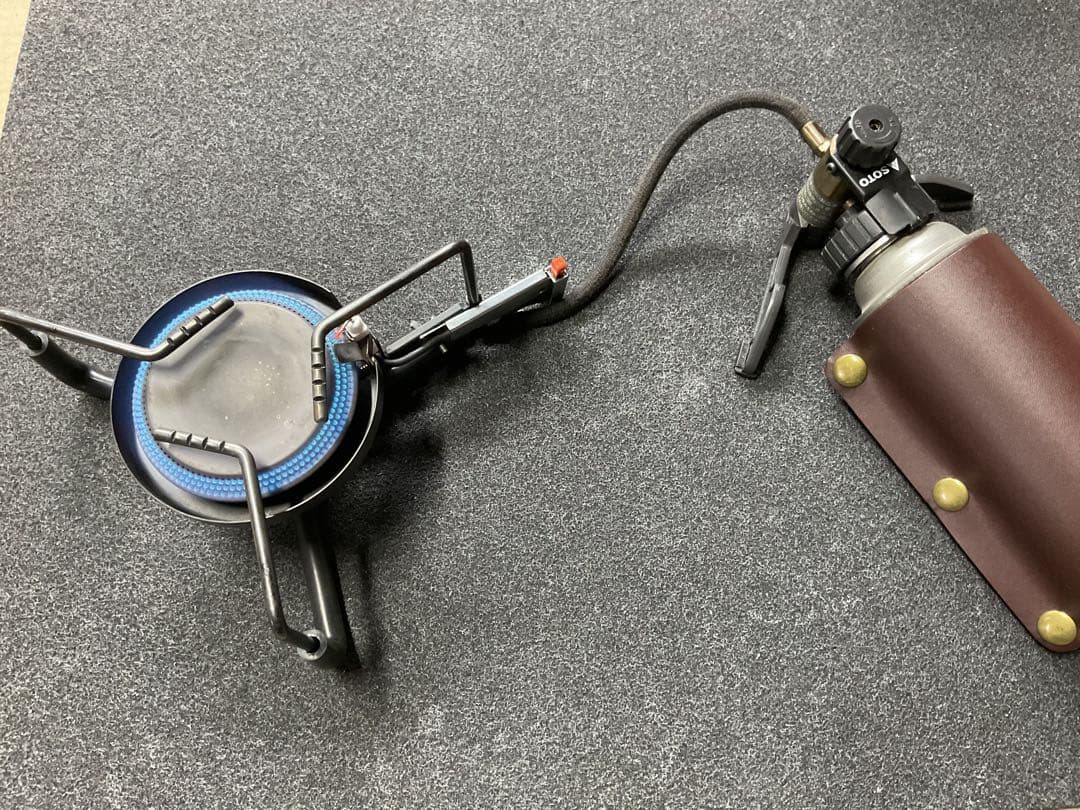 SOTO 廃盤希少人気商品ST-301モノトーンゴールド動作良好美品防風リング付