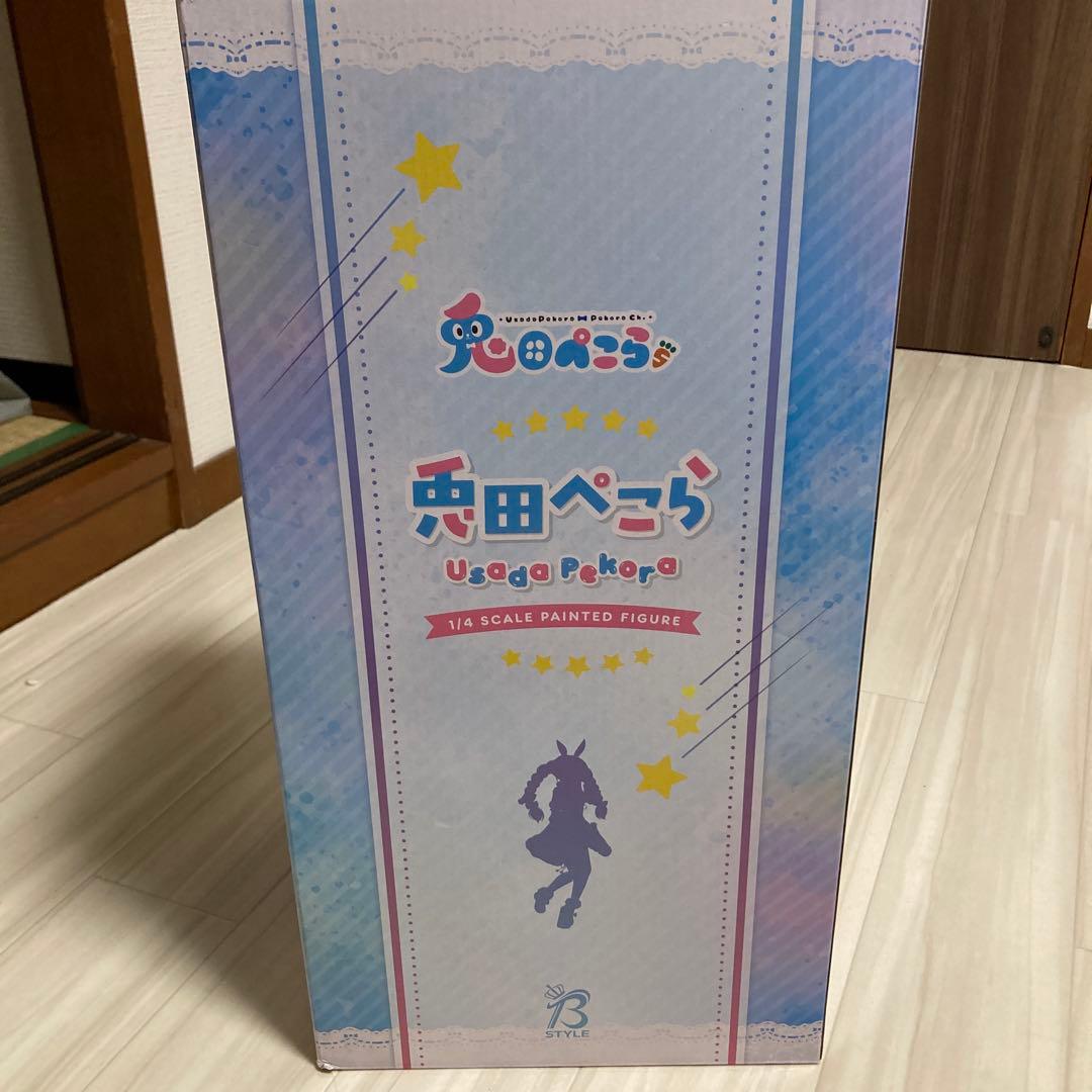 か*ち様 ホロライブ 兎田ぺこら 1/4スケールフィギュア FREEing ホロライブ』兎田ぺこらが1/4スケールのビッグサイズでフィギュア化