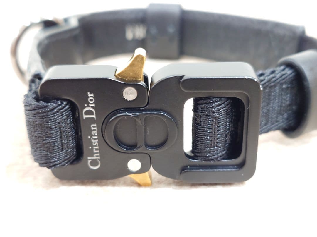 最終値下げ Christian Dior 首輪 ペットカラー S - メルカリ