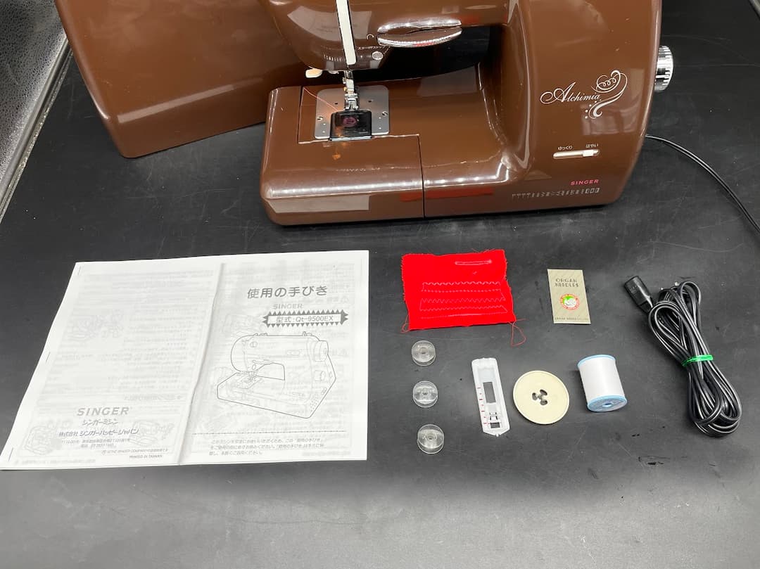 ロックカッター 美品☆ロックカッター内蔵ミシン『ヌイキルN-625EX