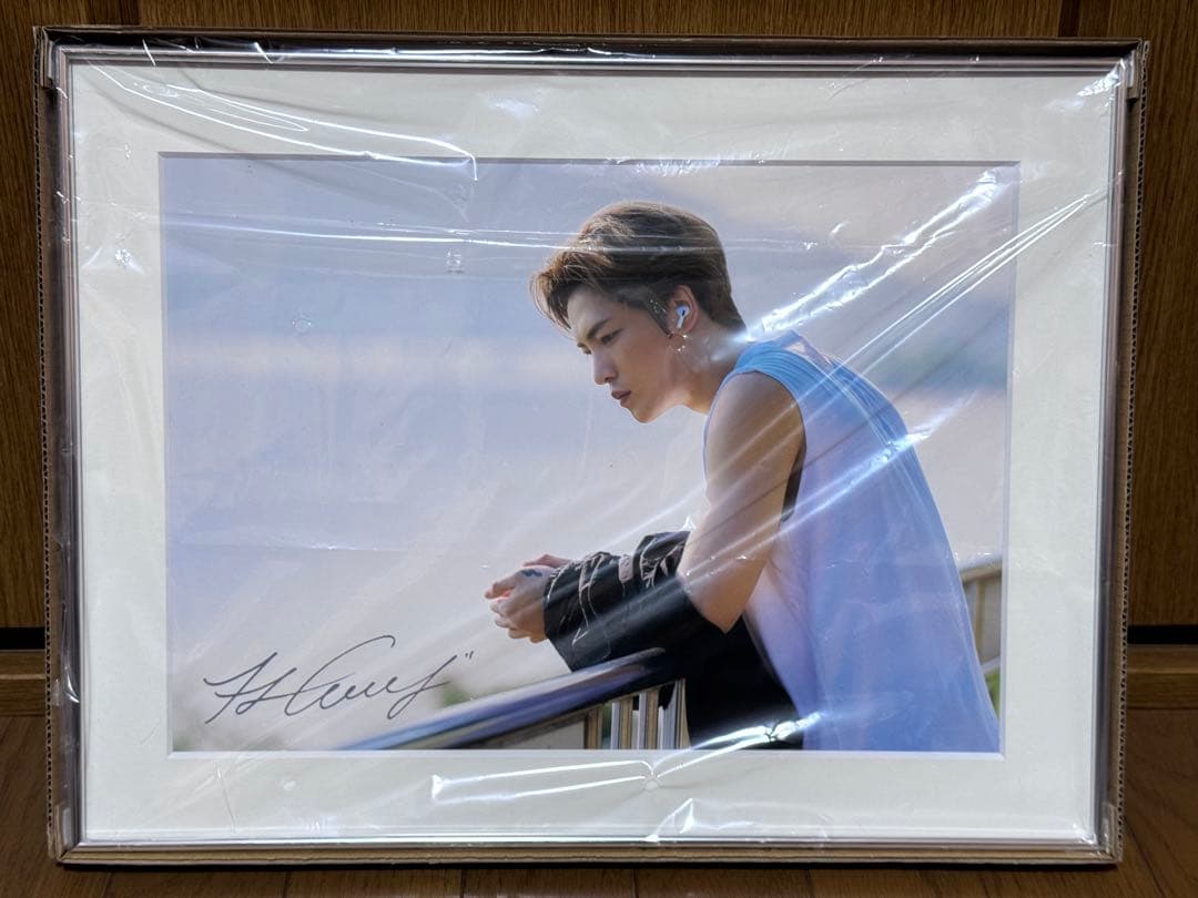 ジェジュン 額装大判フォト 「オン・ザ・ロード」完全受注生産品 サイン入り ジェジュン 額装大判フォト 「オン・ザ・ロード」完全受注生産品