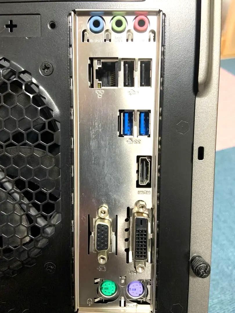 激安！デスクトップパソコン Windows 11 PRO 第8世代インテルCPU