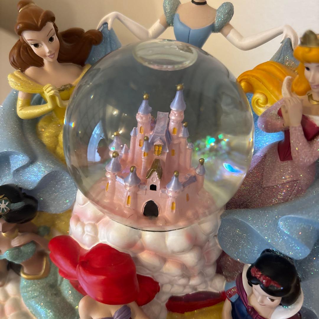 ディズニープリンセスオルゴール　スノードーム　 ライト点灯