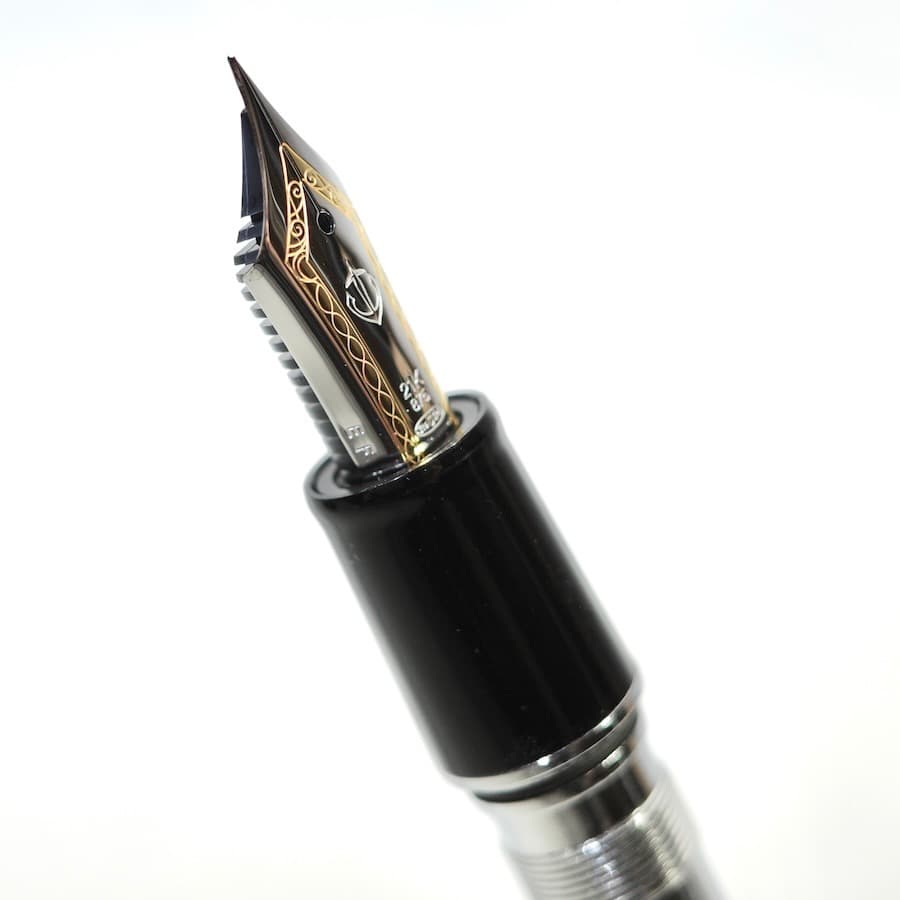 セーラー万年筆 プロフェッショナルギア 銀 万年筆