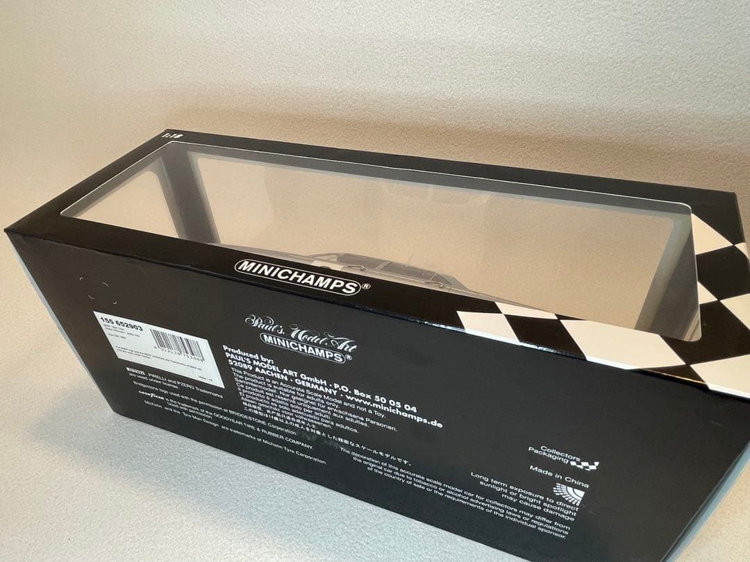 ミニチャンプス社製 1/18 BMW 1800 TiSA