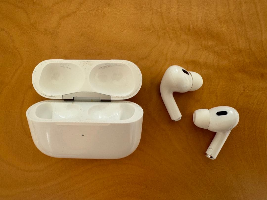AirPods Pro 第二世代本体 Lightningモデル