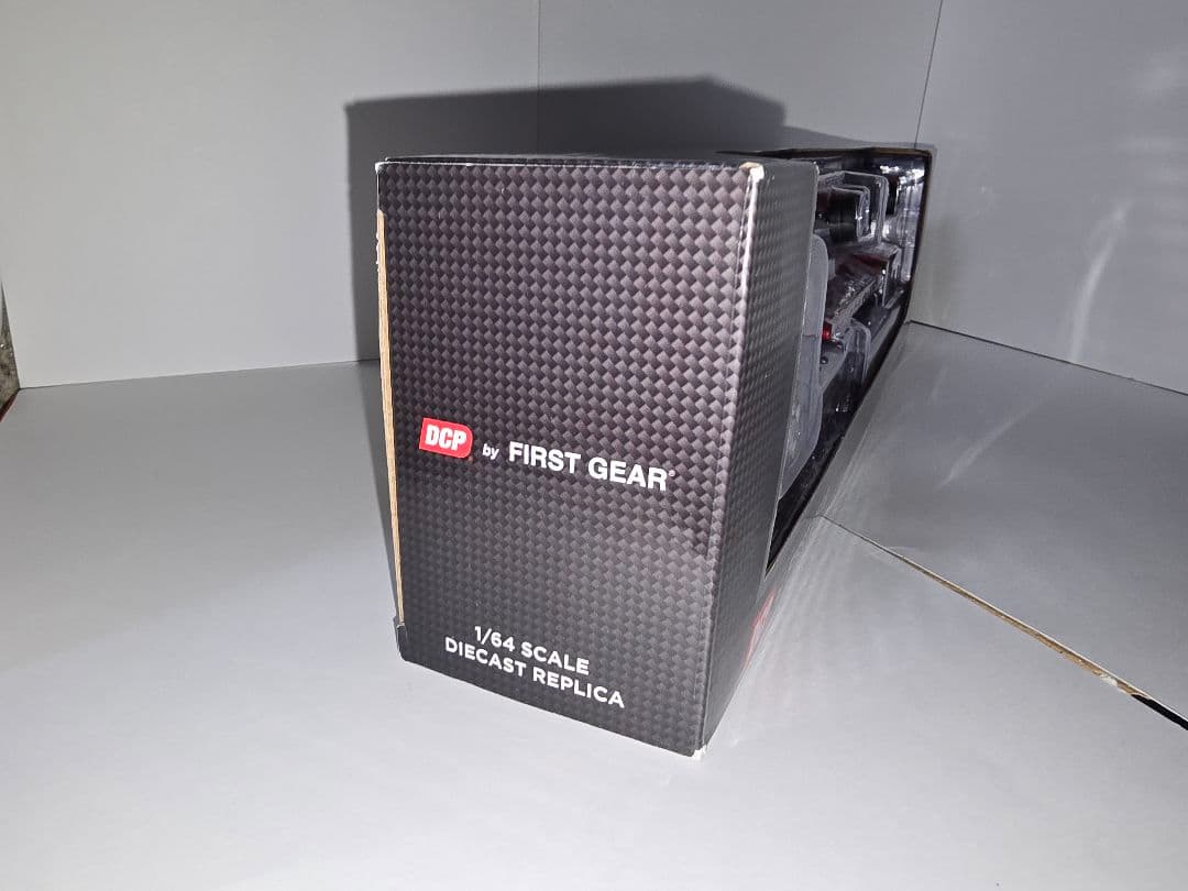 専用 Peterbilt389 重機運搬