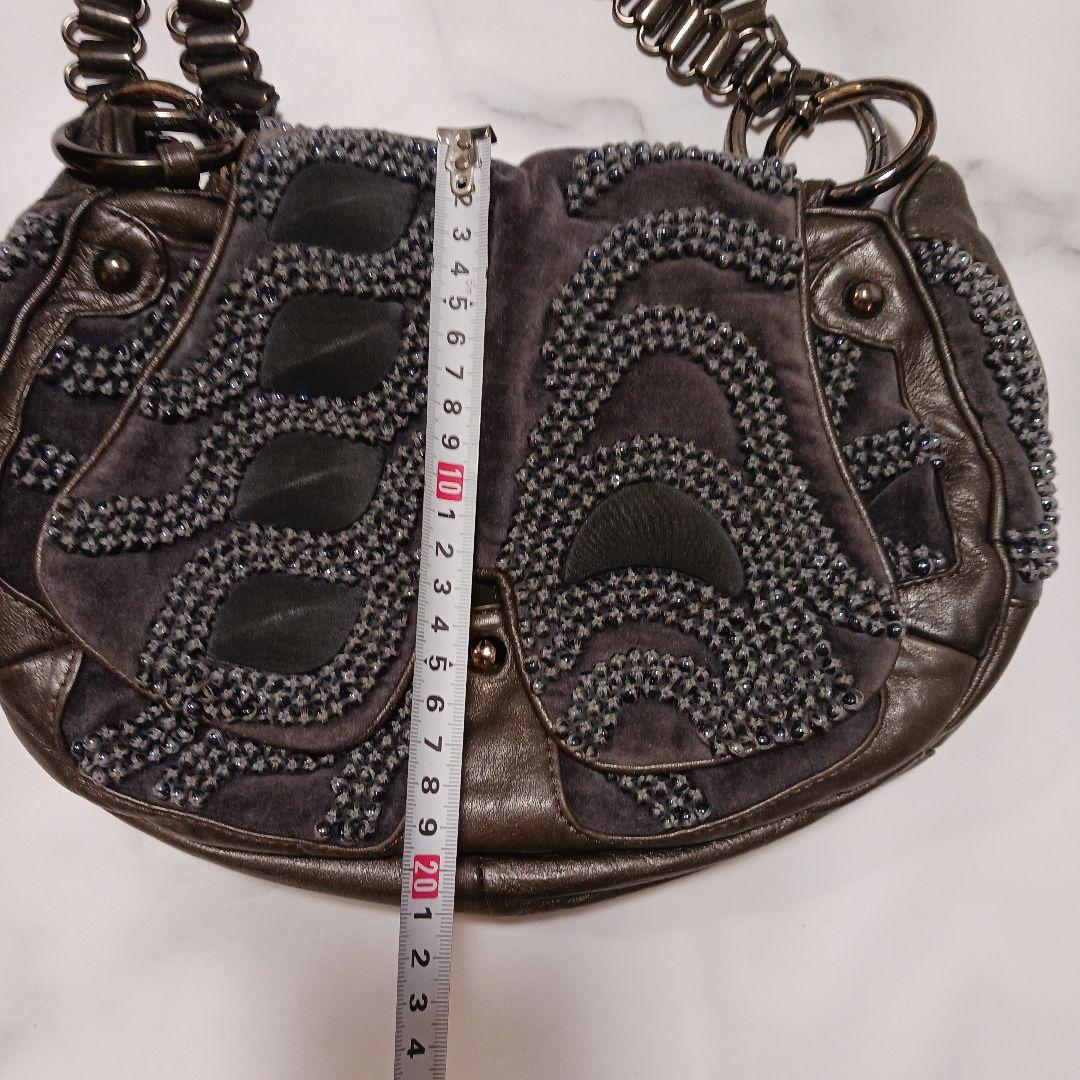 最終値下げ！ジャマンピエッシュビーズ装飾付きグレーショルダーバッグ