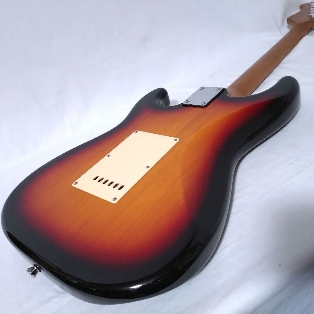 美品　Bacchus　バッカス　BST-1-RSM/M　ストラトキャスタータイプ