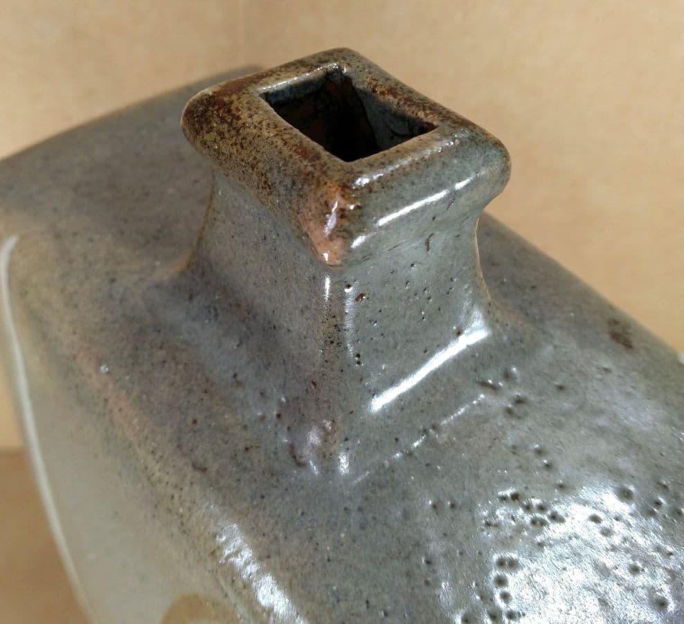 【本物保証】濱田庄司 鉄絵白十字掛扁壷 共箱 毎日オークション出品物 人間国宝