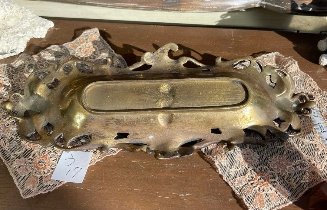 35【う17】 フランス アンティーク ブロンズ ペン置き 小物入れ トレー